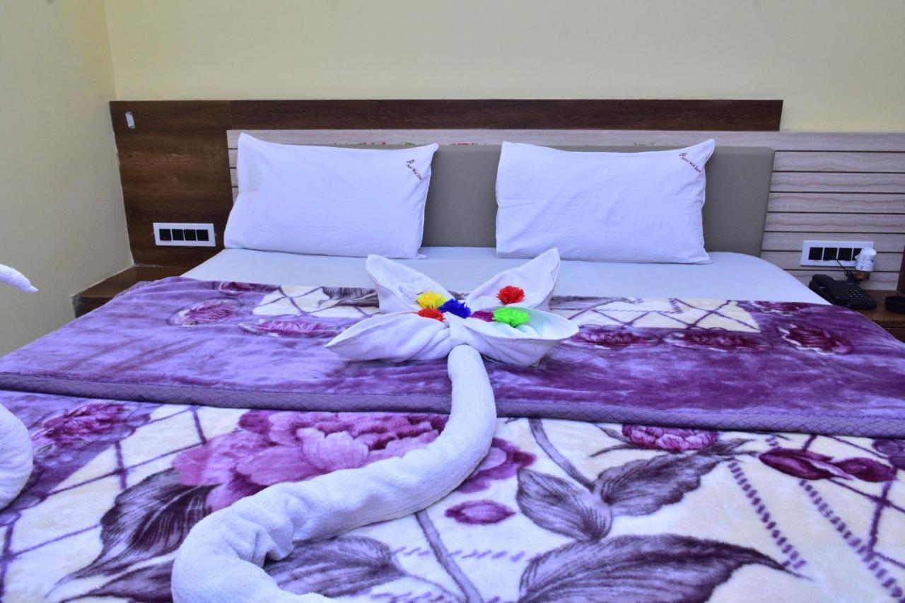 Hotel Mid East Haridaspur Eksteriør billede